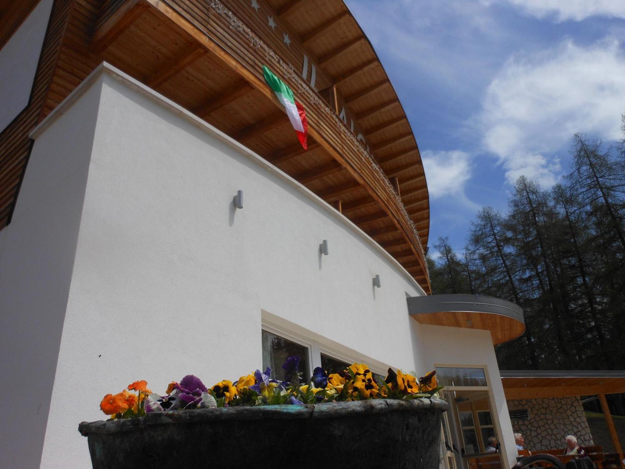 Il Falchetto Sarnonico Bagian luar foto